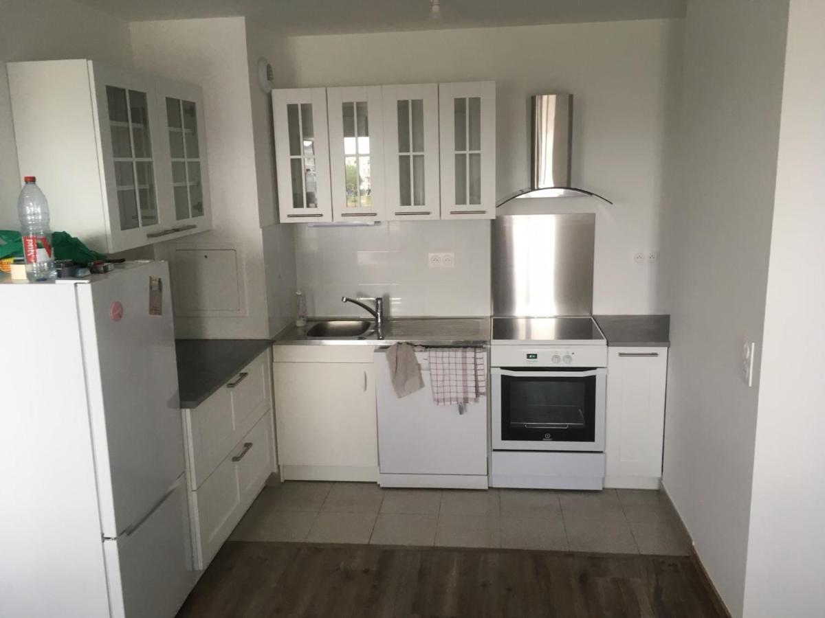 3 Room Flat In Parklane - 1,5Km Disney Serris Ngoại thất bức ảnh